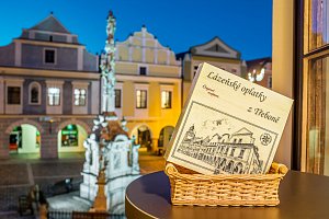 Výhled na Mariánský sloup náměstí Třeboň