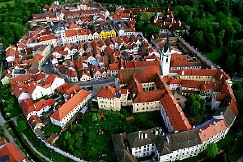 LÁZEŇSKÝ POBYT NA 6 NOCÍ 